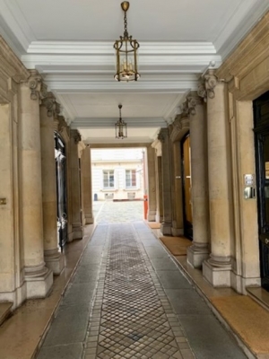 hall immeuble 1.jpg